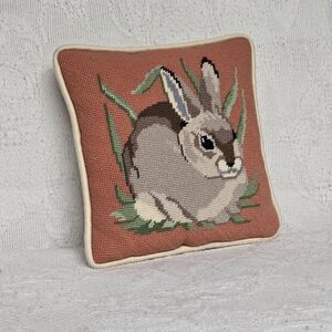 Susan Roberts Needlepoint Rabbit In Grass Mini Pillow Home Accent 8.5"X8.5" USA